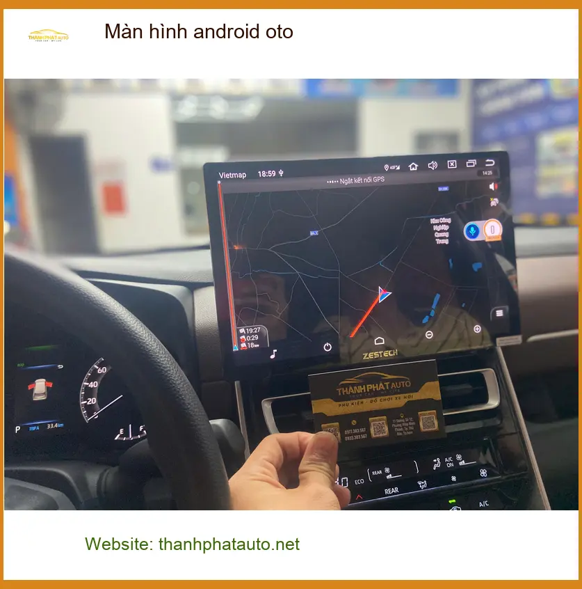 Chị Hằng lắp màn hình android oto cho Outlander tại Quận 1 tiện nghi