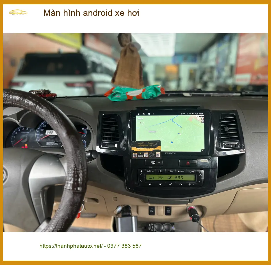 Chị Hồng Anh lắp màn hình Android xe hơi Honda CRV tại Quận 3 để trải nghiệm công nghệ mới