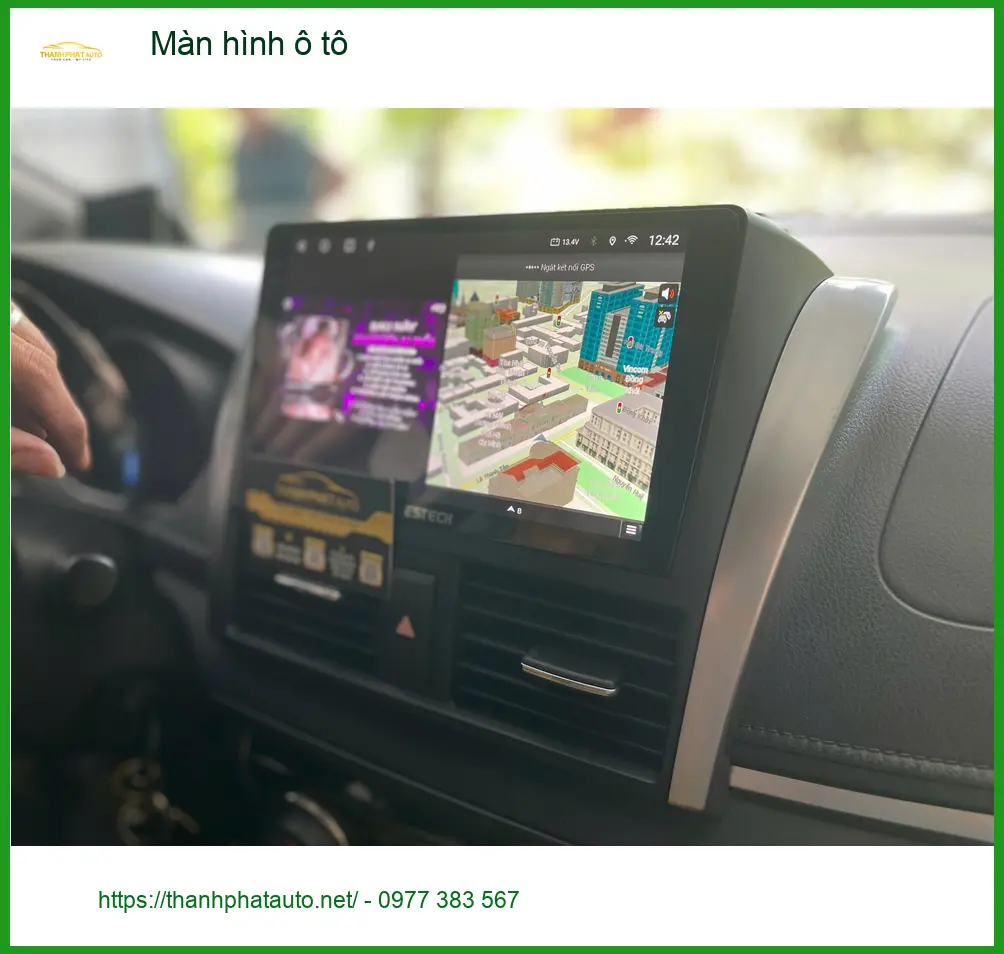 Anh Khang lắp Màn hình ô tô chính hãng cho Honda CR-V tại Quận 4 vì màn hình zin đã cũ