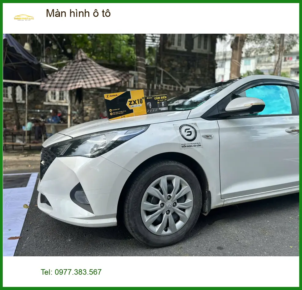 Chị Lan Anh nâng cấp màn hình ô tô cho Kia Sorento ở Quận Bình Tân