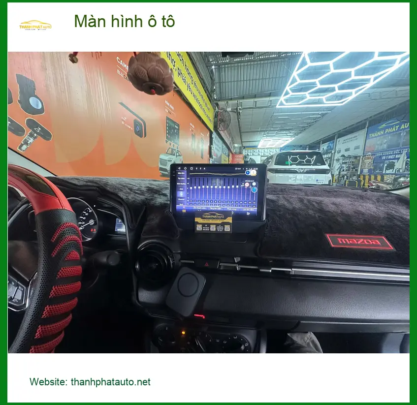 Anh Quang Minh lắp màn hình ô tô cho Honda CRV tại Bình Chánh để nâng tầm trải nghiệm lái