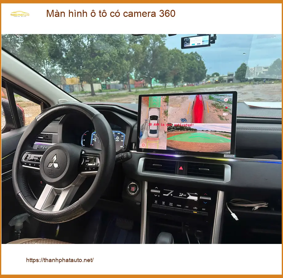 Anh Dũng lắp màn hình 360 cho Toyota Camry Quận Cần Giờ lái an toàn