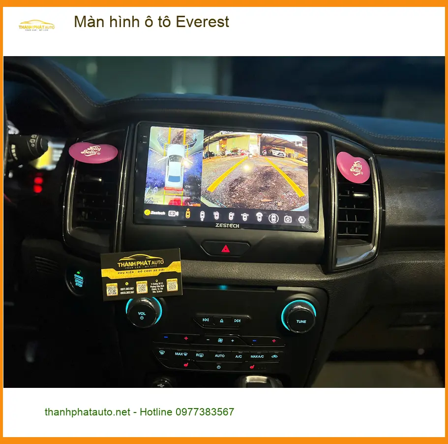 Chị Thảo nâng cấp màn hình ô tô Everest tại Quận 6 vì màn zin không có camera 360 ảnh thực tế 5