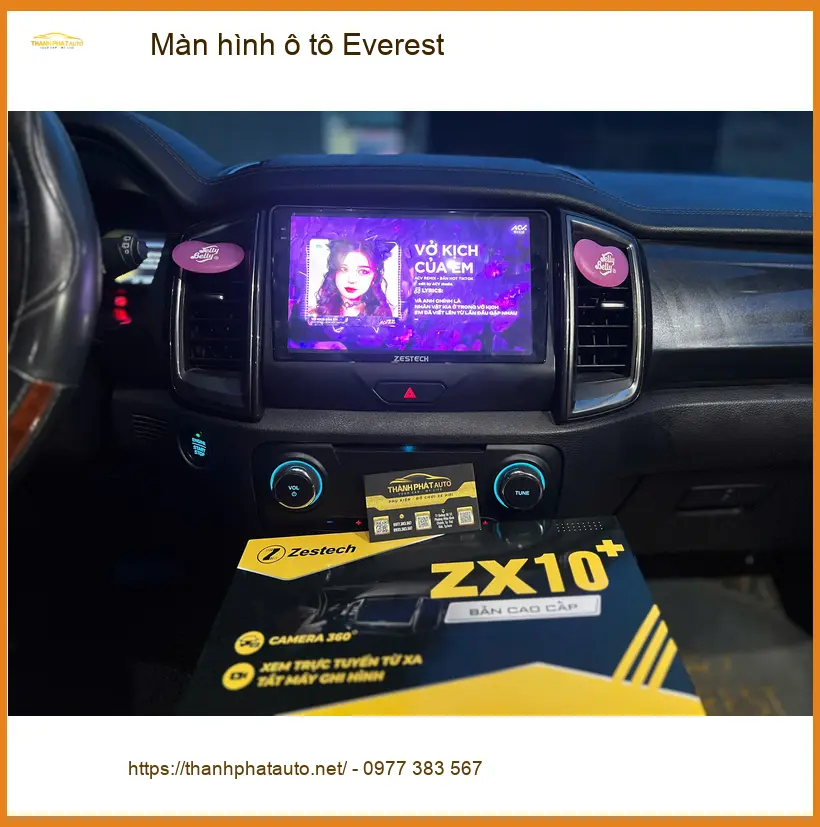 Chị Lan Anh lắp màn hình ô tô Ford Everest tại Quận 4 muốn nâng cấp giải trí ảnh thực tế 2