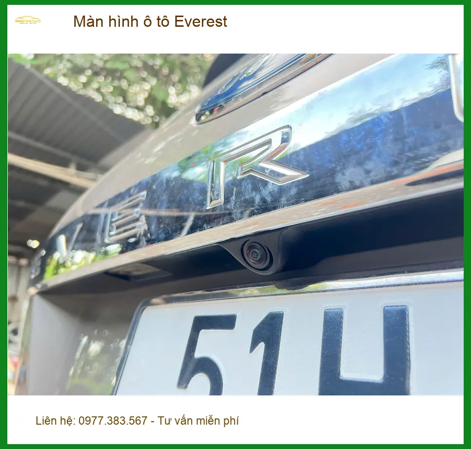 Chị Lan Anh lắp màn hình ô tô Ford Everest tại Quận 4 muốn nâng cấp giải trí ảnh thực tế 3