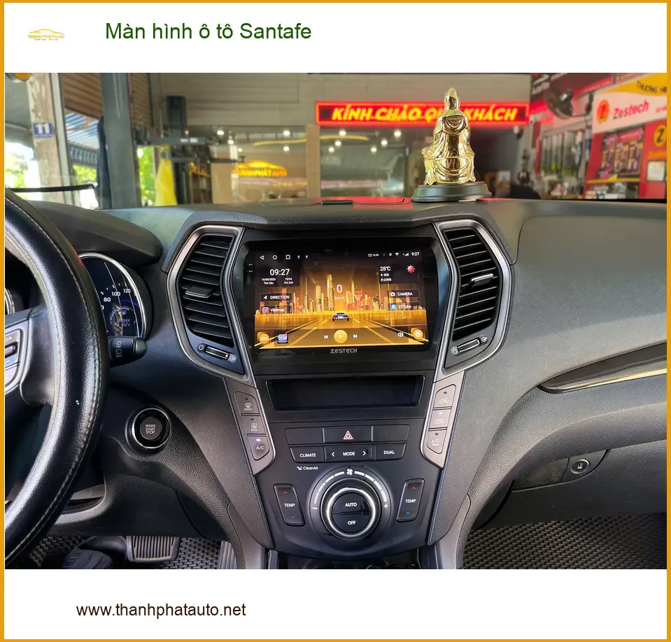 Anh Tấn lắp màn hình ô tô Santafe Quận Phú Nhuận vì màn zin quá cũ ảnh thực tế 2
