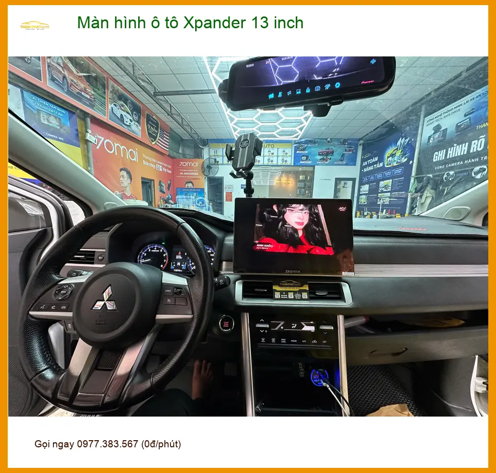 Anh Duy lắp màn hình ô tô Xpander 13 inch tại Bình Chánh để nâng tầm trải nghiệm lái