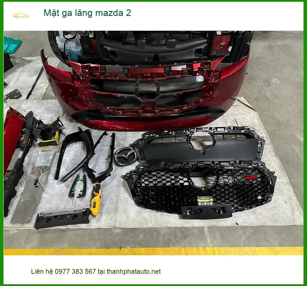 Anh Quang thay Mặt ga lăng Mazda 2 tại Quận 9 để xe thêm phần cá tính ảnh thực tế 3