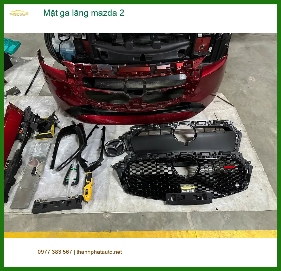 Anh Tấn độ mặt ga lăng Mazda 2 tại Quận 2 để tăng vẻ thể thao cho xe ảnh thực tế 3