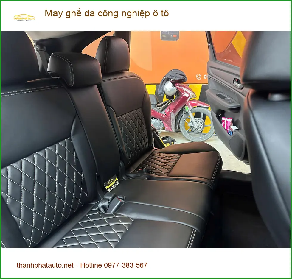 Anh Quang bọc ghế da công nghiệp ô tô Mazda CX-5 tại Quận 9 nâng tầm nội thất
