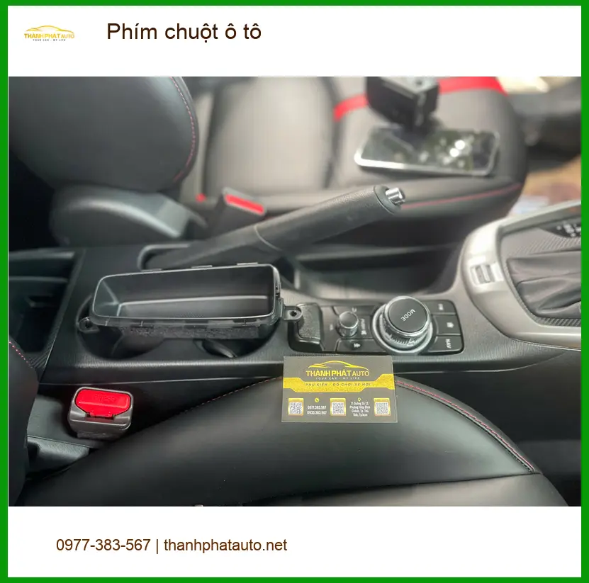Anh Quân lắp phím chuột ô tô Hyundai Accent tại Quận 4 cho tiện điều khiển ảnh thực tế 4