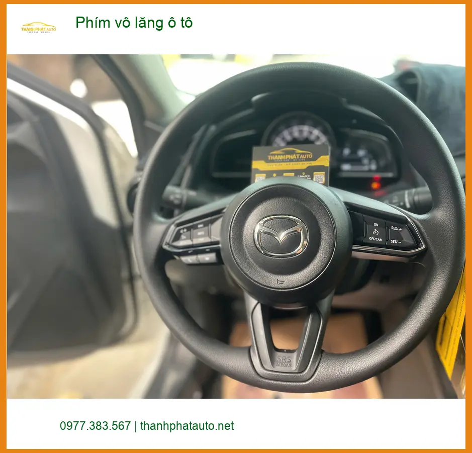 Anh Quang lắp phím vô lăng ô tô cho Hyundai Accent tại Hóc Môn