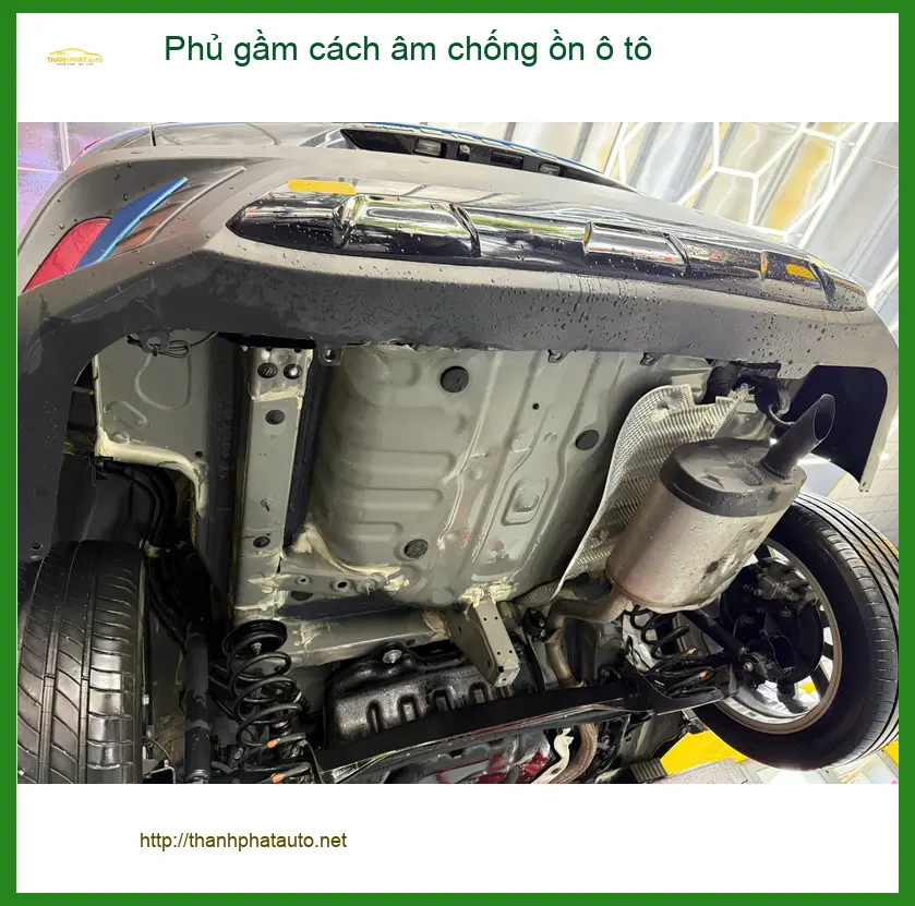 Anh Khang phủ gầm cách âm chống ồn Suzuki XL7 tại Hóc Môn giảm tiếng vọng đường ảnh thực tế 2