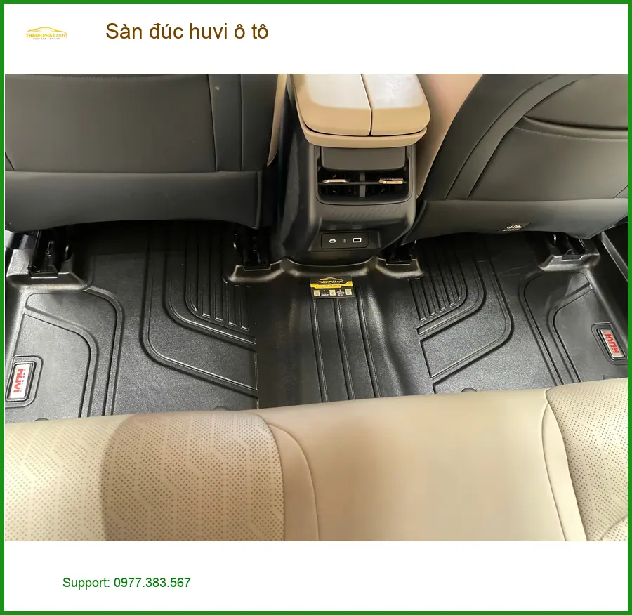 Anh Tấn lắp sàn đúc Huvi ô tô cho Hyundai Accent tại Quận 1 giữ sạch nội thất ảnh thực tế 4