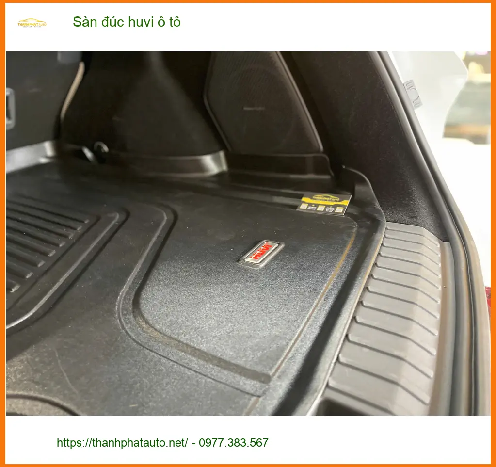 Anh Tấn lắp sàn đúc Huvi ô tô cho Hyundai Accent tại Quận 1 giữ sạch nội thất ảnh thực tế 5