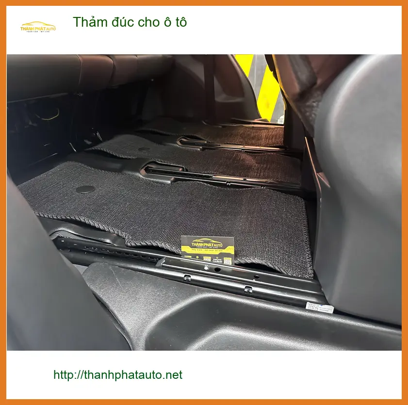 Anh Khải lắp Thảm đúc cho Hyundai Creta tại Quận 7 giữ nội thất sạch và bền hơn