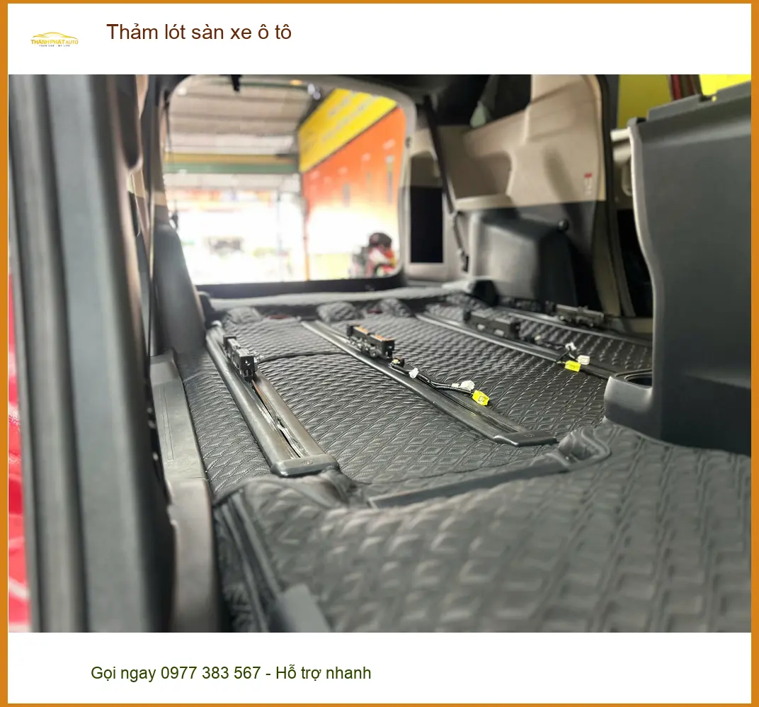Chị Thảo lắp thảm lót sàn ô tô Honda CRV tại Cần Giờ giữ nội thất sạch đẹp ảnh thực tế 4