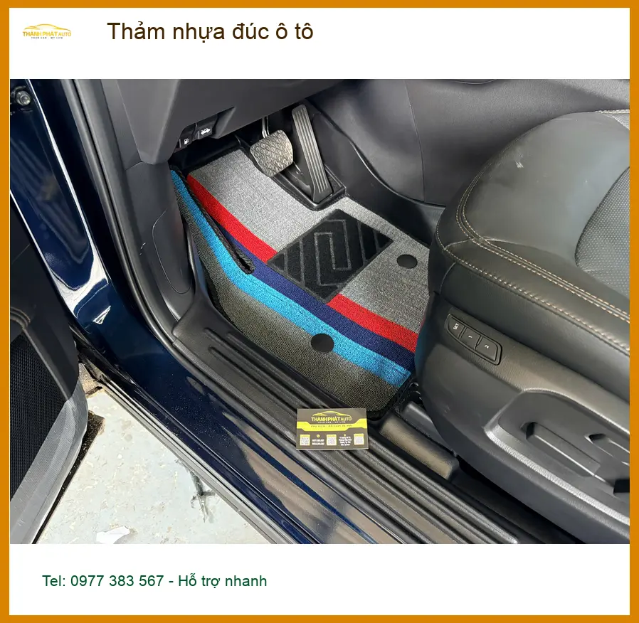 Chị Lan Anh lắp thảm nhựa đúc ô tô Hyundai Santa Fe tại Quận 7 sạch đẹp ảnh thực tế 2