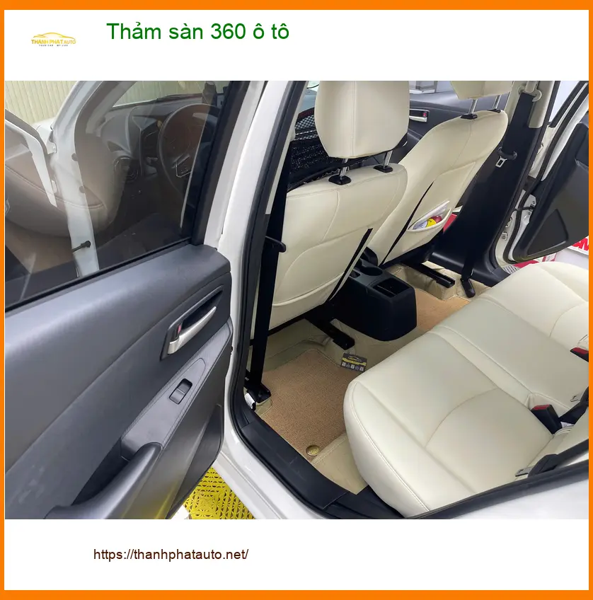 Chị Thảo lắp thảm sàn 360 ô tô cho VinFast Lux A2.0 tại Quận 6 để nội thất luôn sạch đẹp ảnh thực tế 2