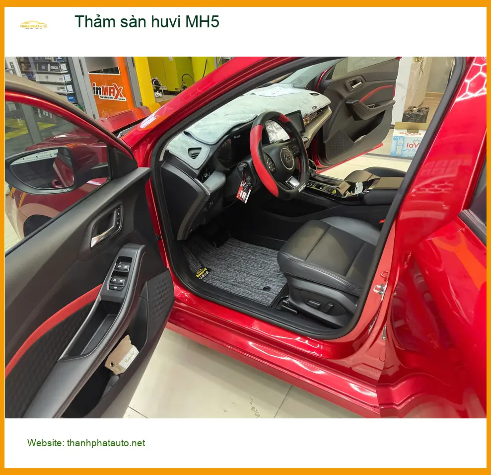 Anh Tấn lắp thảm sàn huvi MH5 cho Hyundai Accent tại Quận 12 để làm mới không gian xe