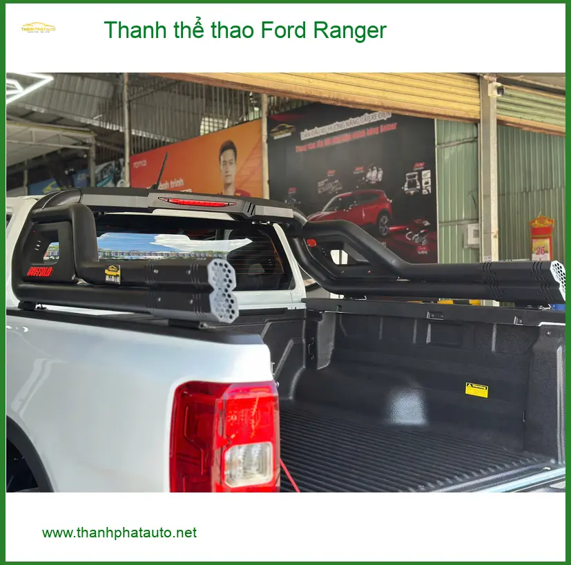 Anh Duy lắp thanh thể thao Ford Ranger Quận 6 sau khi tìm hiểu kỹ các mẫu mã ảnh thực tế 3