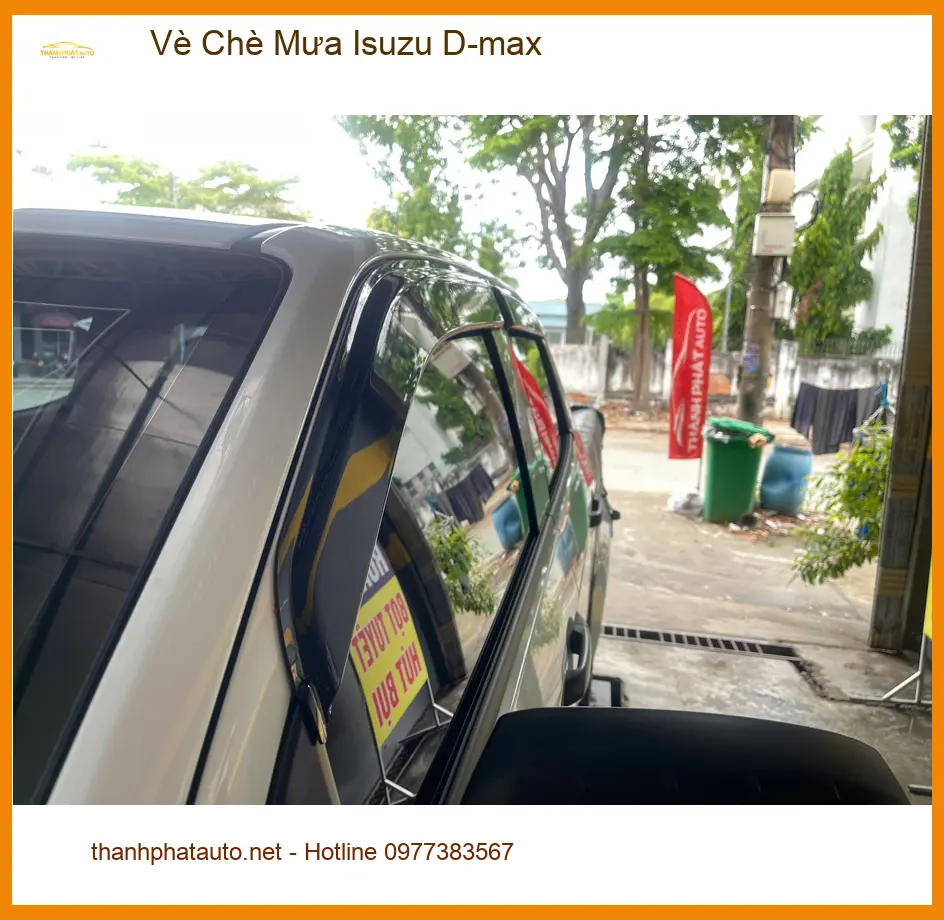 Anh Khang lắp Vè Chè Mưa Isuzu D-max Quận 1 tránh mưa tạt, giữ kính xe sạch