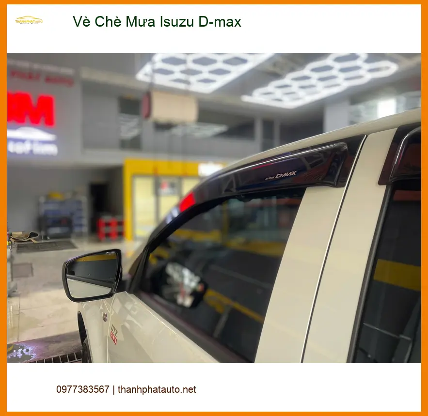Anh Tấn lắp Vè Che Mưa Isuzu D-max tại Quận 6 để xe không bị hắt nước mưa