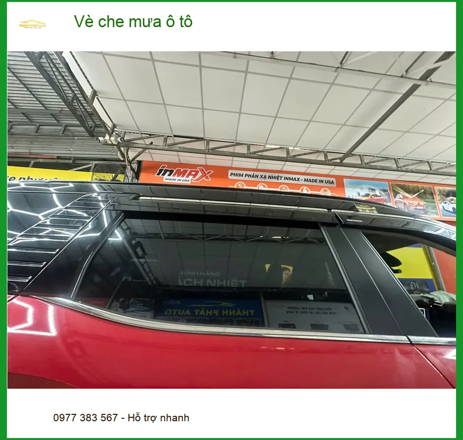 Anh Dũng lắp vè che mưa ô tô cho Toyota Veloz tại Quận 2 để tránh bắn nước khi mưa ảnh thực tế 2