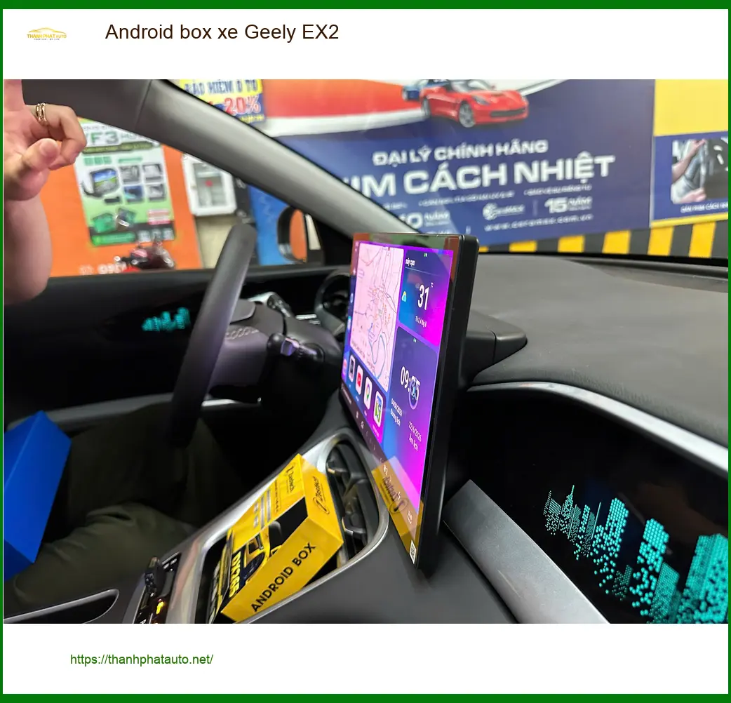Chị Diễm nâng cấp Android box xe Geely EX2 tại Quận 2 biến màn zin thành Smart TV ảnh thực tế 4