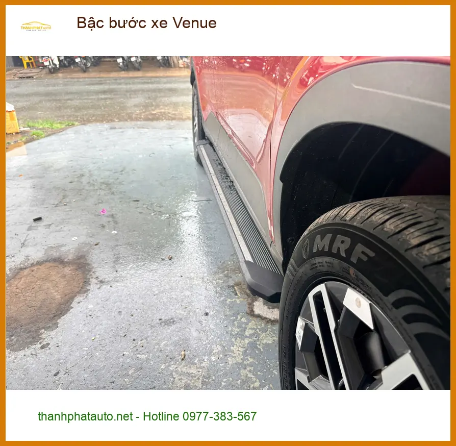 Chị Minh Thư lắp bậc bước xe Venue tại Quận 9 để gia đình lên xuống tiện lợi ảnh thực tế 5