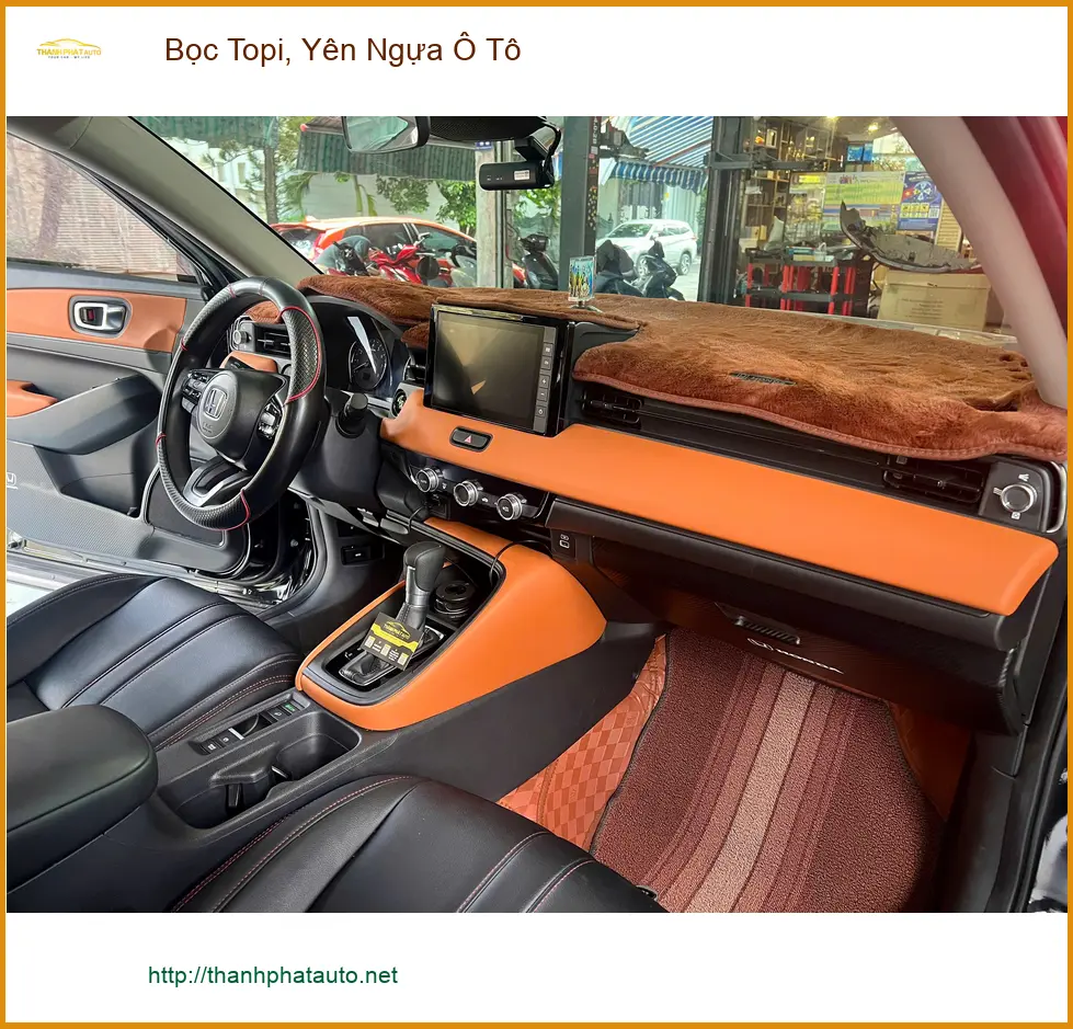 Chú Minh bọc Topi, Yên Ngựa Toyota Fortuner tại Thủ Đức, nội thất xe như mới ảnh thực tế 3