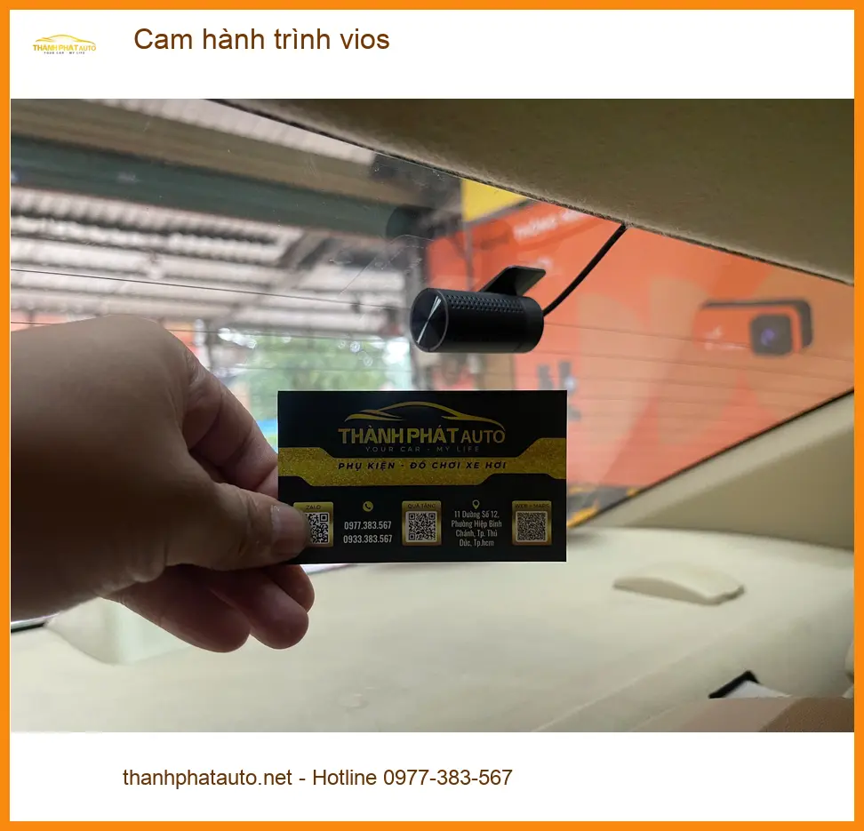 Anh Trọng lắp cam hành trình Vios tại Quận 12 sau sự cố va chạm nhỏ ảnh thực tế 3