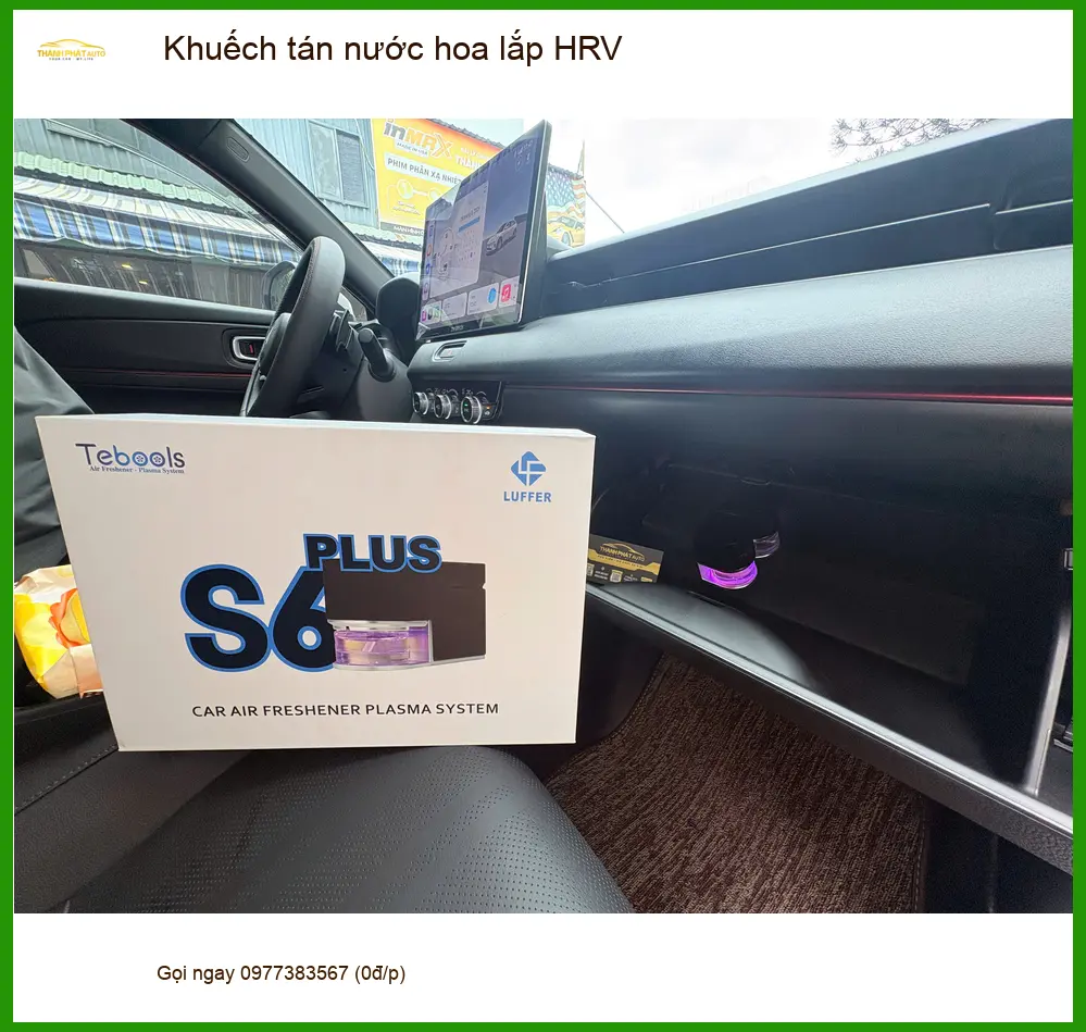 Chị Nguyệt Ánh lắp khuếch tán nước hoa HRV tại Thủ Đức để xe thơm mát ảnh thực tế 3
