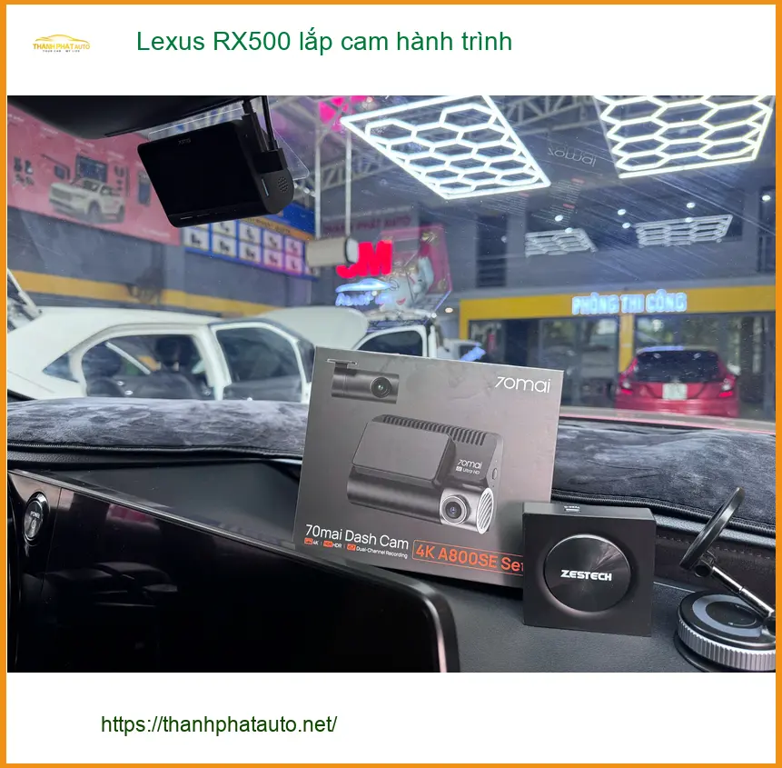 Anh Tùng lắp cam hành trình Lexus RX500 tại Quận 9, đảm bảo chất lượng ảnh thực tế 3