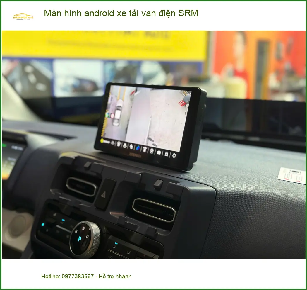 Chú Nam lắp màn hình Android xe tải van điện SRM tại Quận 12 để dễ dàng theo dõi hành trình ảnh thực tế 2