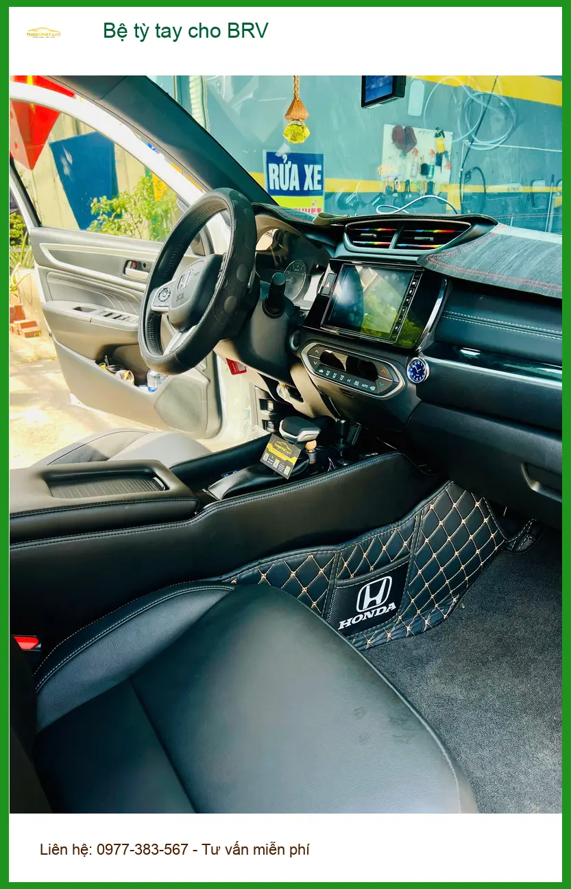 Chị Thảo lắp bệ tỳ tay cho Honda BRV tại Quận 9 để giảm mỏi tay ảnh thực tế 3