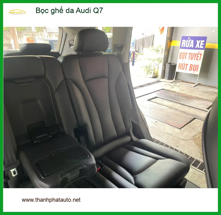 Chị Thảo bọc ghế da Audi Q7 tại Quận 9 muốn nội thất xe đẳng cấp hơn ảnh thực tế 2
