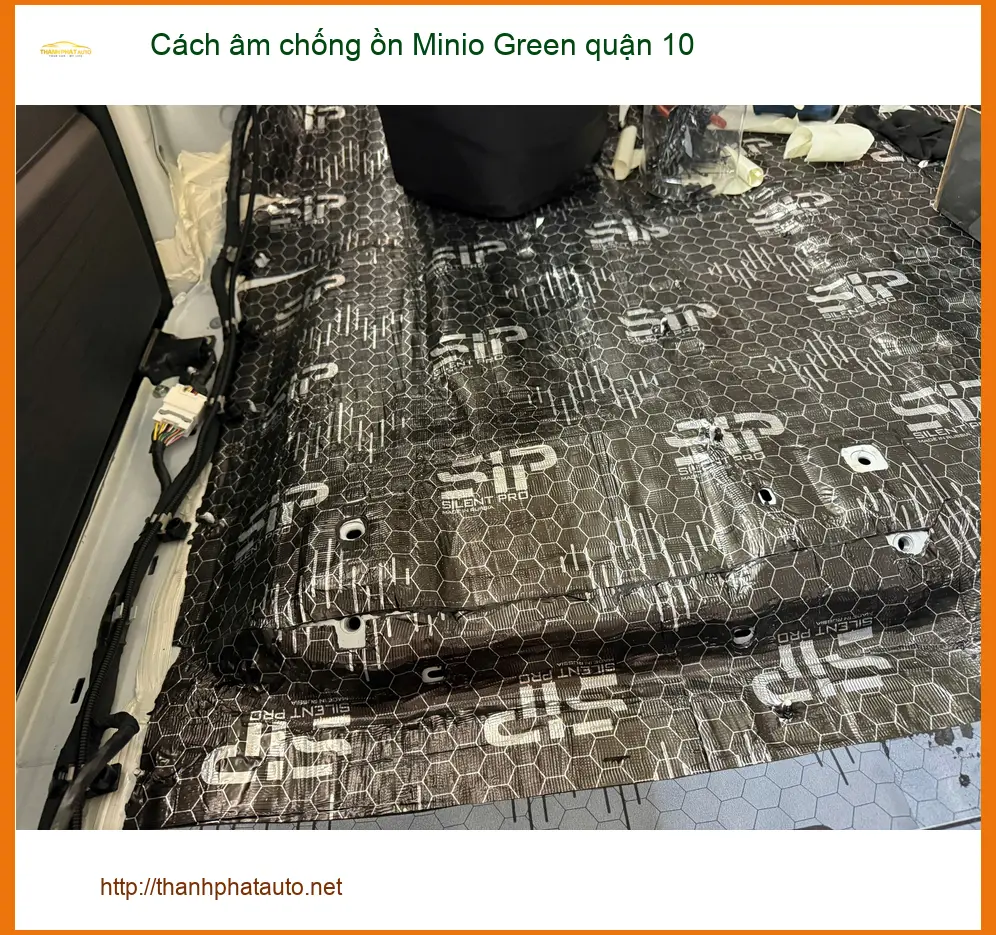Dịch Vụ Thi Công Cách Âm Chống Ồn Ô Tô Minio Green Quận 10 - Giá Tốt TPHCM ảnh thực tế 3