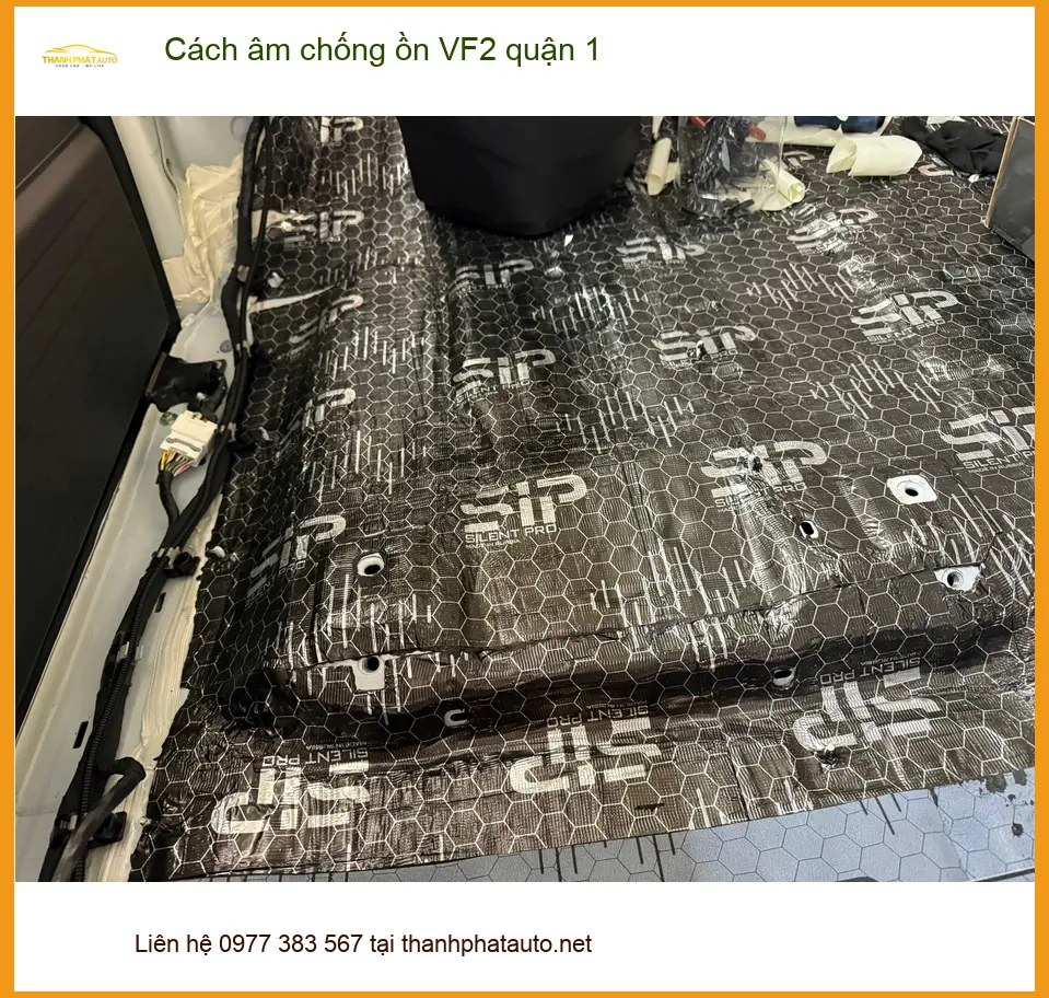 Dịch Vụ Thi Công Cách Âm Chống Ồn Ô Tô âm chống ồn VF2 quận 1 - Giá Tốt TPHCM ảnh thực tế 3