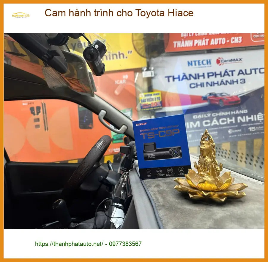 Anh Tấn lắp cam hành trình Toyota Hiace Quận 12 ghi lại hành trình an toàn ảnh thực tế 2