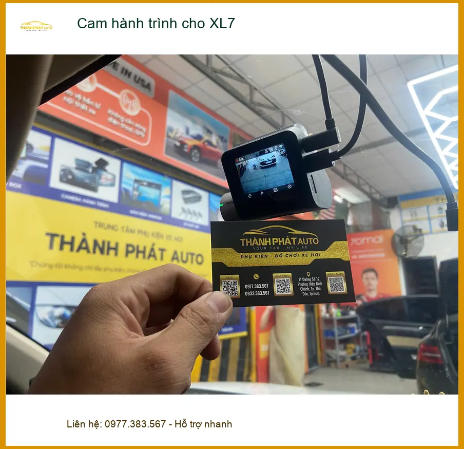 Anh Khải lắp cam hành trình cho XL7 ở Quận 12 để có bằng chứng khi xảy ra va chạm