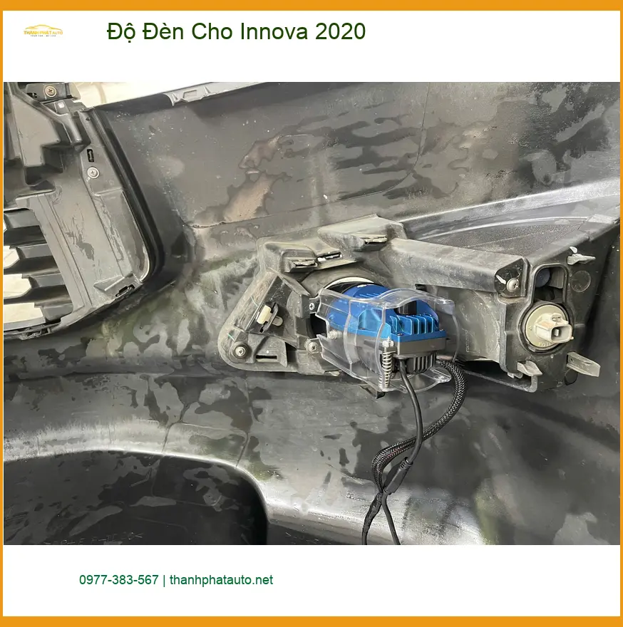 Anh Phước độ đèn Innova 2020 tại Quận 9 vì đèn zin yếu, khó quan sát đêm ảnh thực tế 5