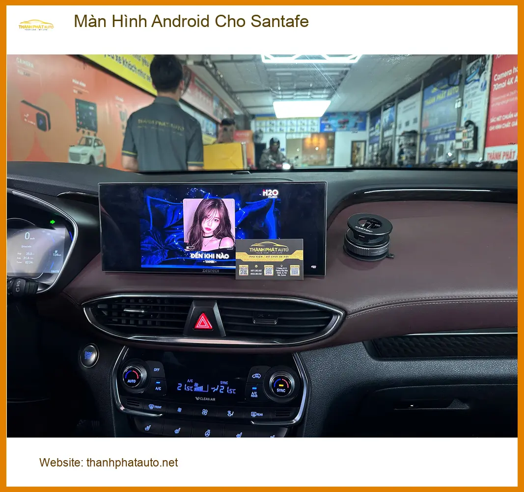 Chị Bích Lắp Màn Hình Android Cho Santafe Tại Quận 12 Để Con Tiện Xem Phim Khi Đi Học ảnh thực tế 2