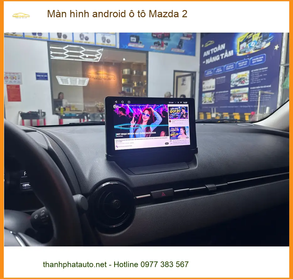Chị Mai lắp màn hình android ô tô Mazda 2 ở Quận 12 chính hãng, giá tốt ảnh thực tế 4