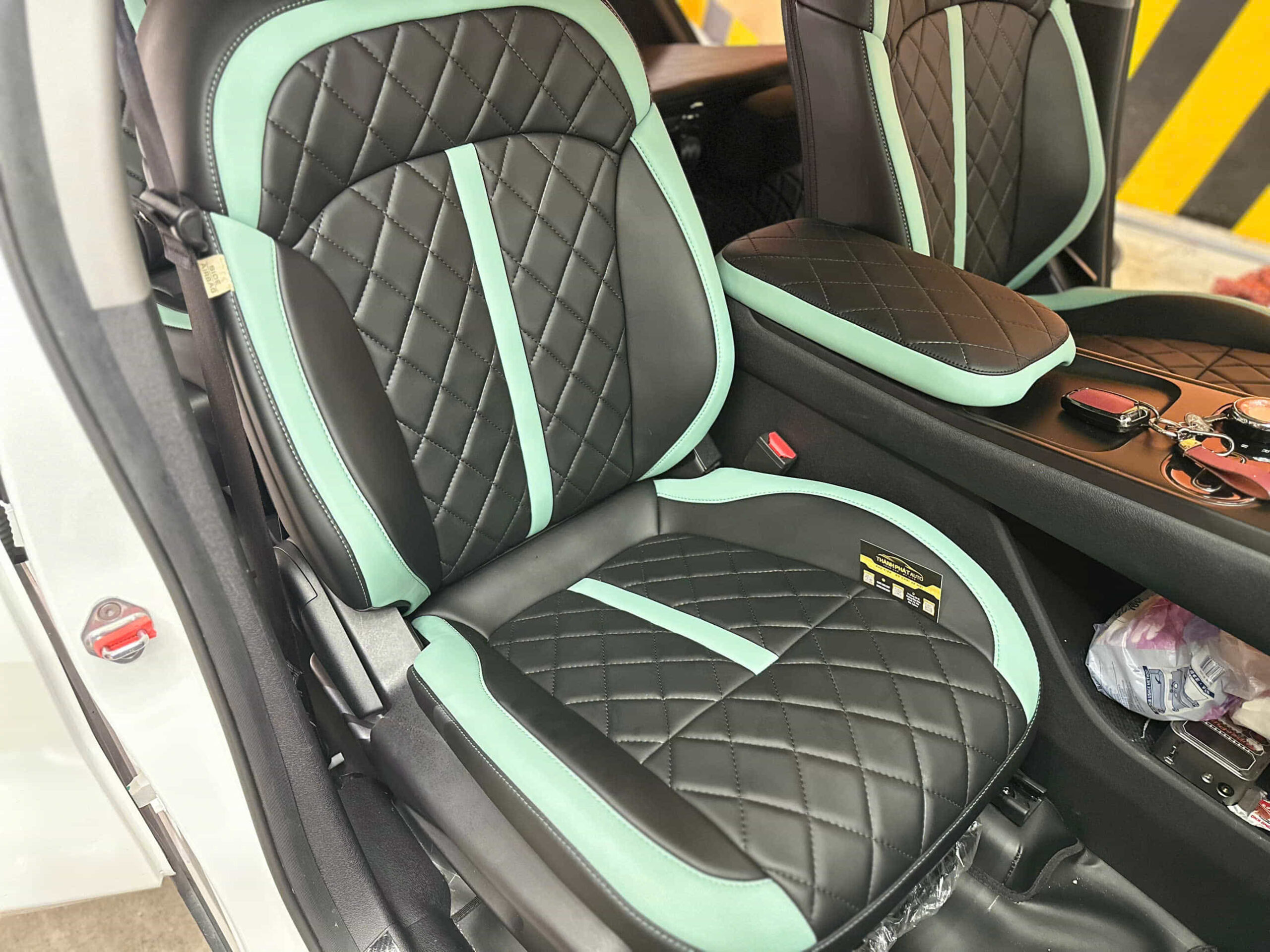 Bọc Ghế Da Cho Xe Limo Green