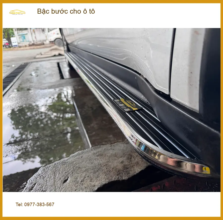 Anh Văn Lộc lắp bậc bước cho ô tô Hyundai Creta tại Quận 3 để tiện lên xuống xe ảnh thực tế 4