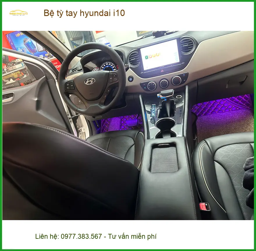 Anh Trường lắp Bệ tỳ tay Hyundai i10 tại Gò Vấp để tăng tiện nghi lái xe ảnh thực tế 2