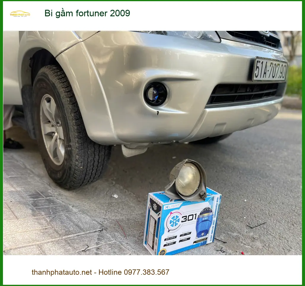 Chú Minh độ bi gầm Fortuner 2009 vì đèn zin quá yếu khi đi đêm tại Quận 8