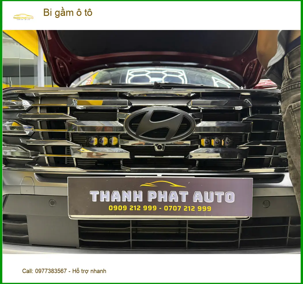 Anh Khải độ bi gầm ô tô cho Ford Everest vì đèn zin yếu ở Quận Bình Tân