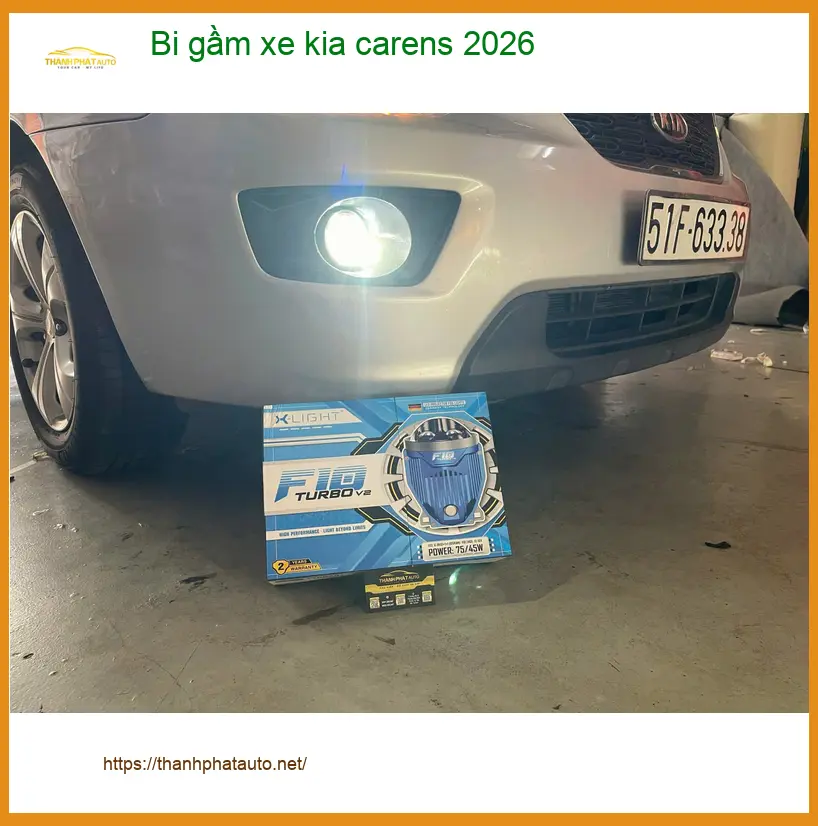 Anh Tuấn Kiệt lắp bi gầm cho Kia Carens 2026 tại Quận 1 vì đèn zin mờ